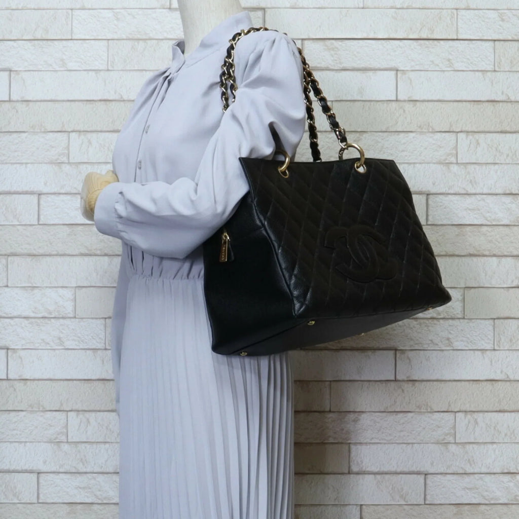 Pre-Owned CHANEL Caviar Chain Tote Shoulder Bag Skin Black Women's (Good)
