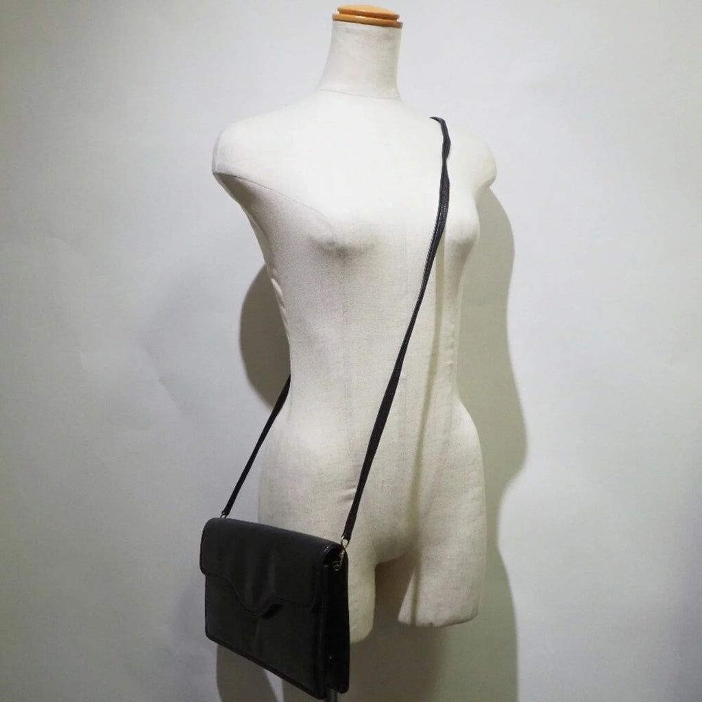 Pre-Owned Bally Barry Chain Shoulder Leather Black Women's Bag (Fair)