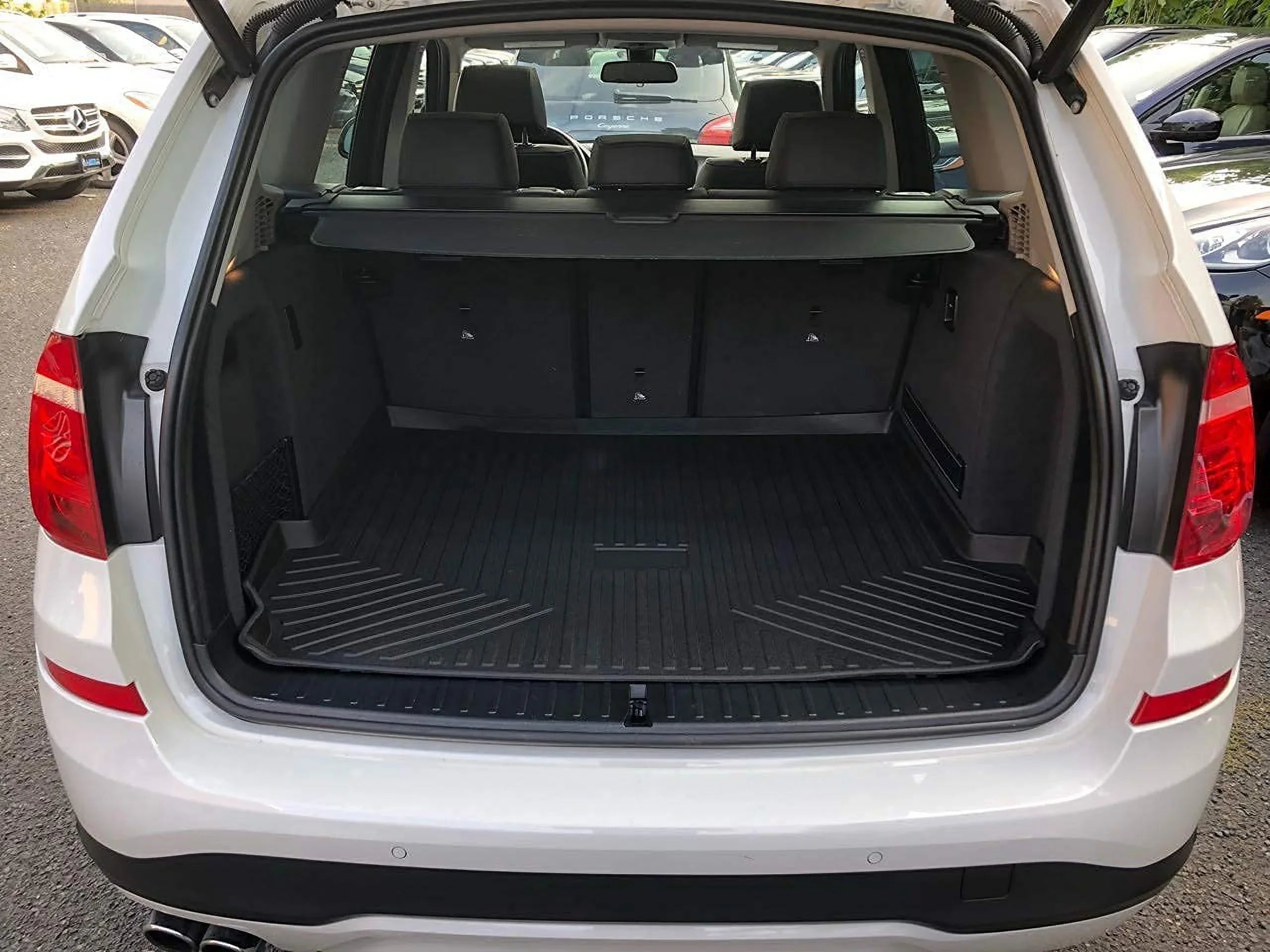 EACCESSORIES EA Cargo Liner – Trunk Mat for BMW X3 2011-2017 – Weather-Resistant Trunk Mats for Cars with Raised Lip – Non-Slip Car Trunk Mat Rubber – Easy to Install – Laser Pre-Cut Design