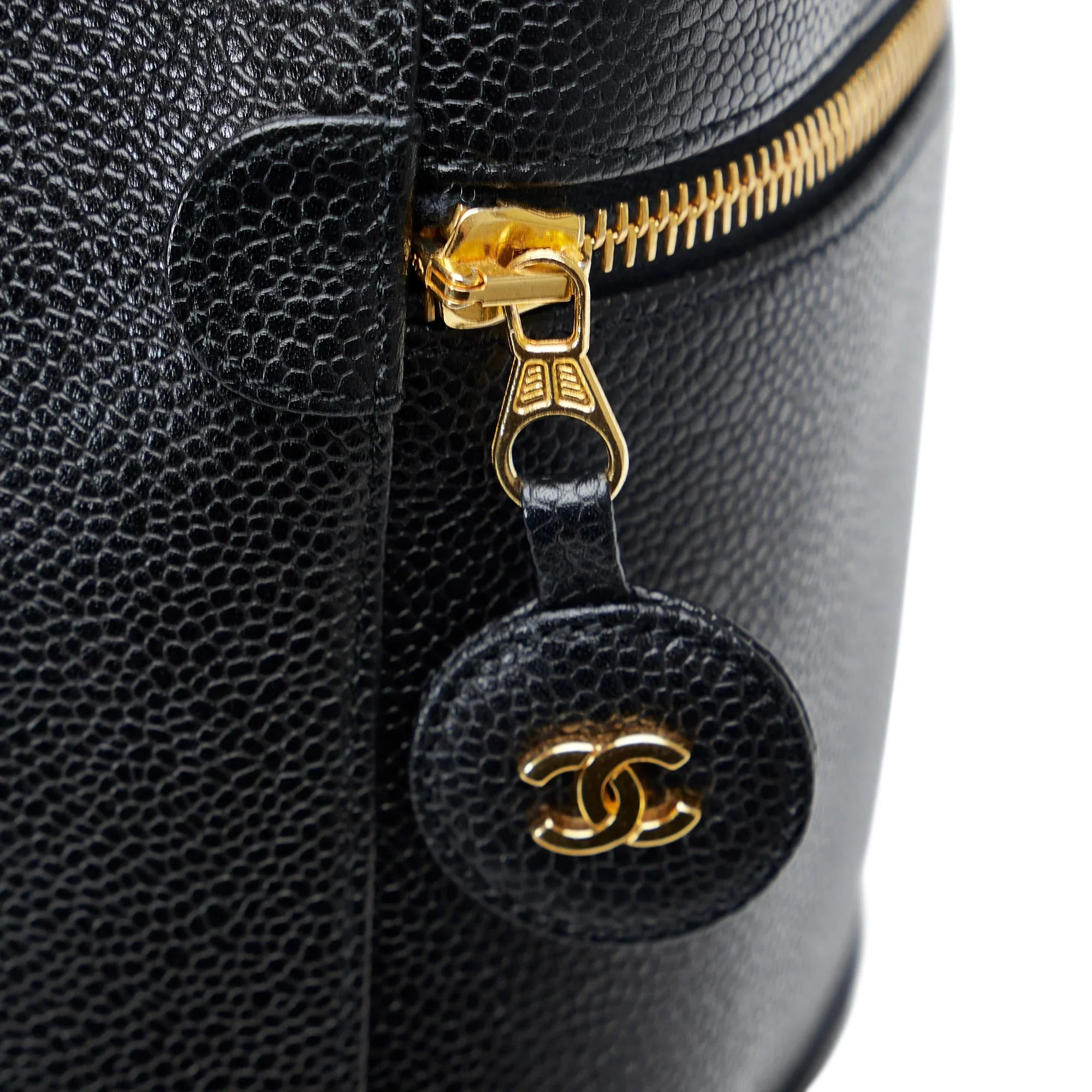 Pre-Owned Authenticated Chanel CC Caviar Vanity Bag Leather Black Unisex (Good)