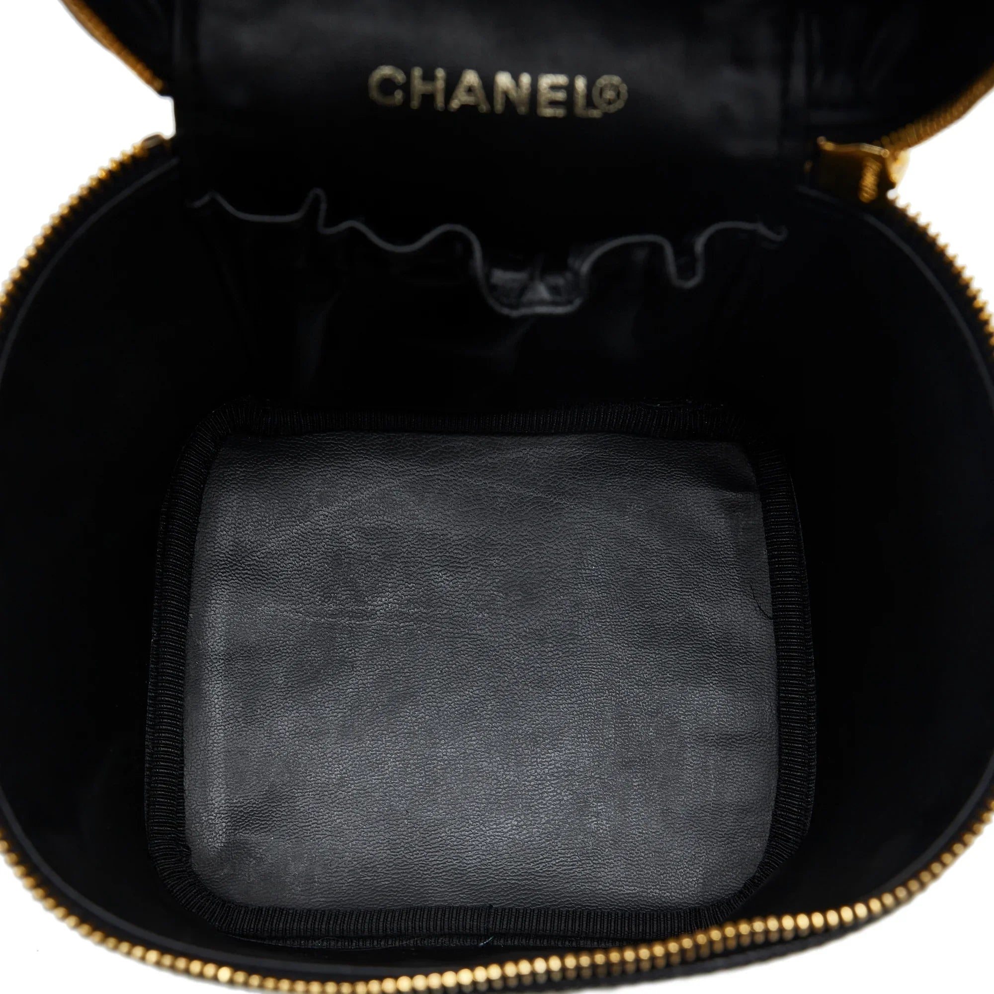 Pre-Owned Authenticated Chanel CC Caviar Vanity Bag Leather Black Unisex (Good)