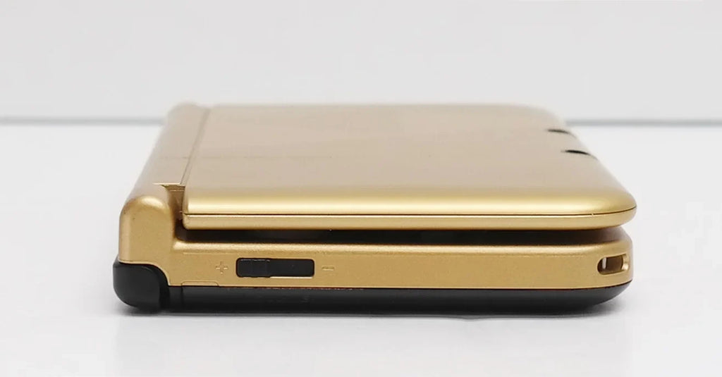 Pre-Owned Nintendo 3DS XL Zelda: A Link Between Worlds Edition Handheld Console (Good)
