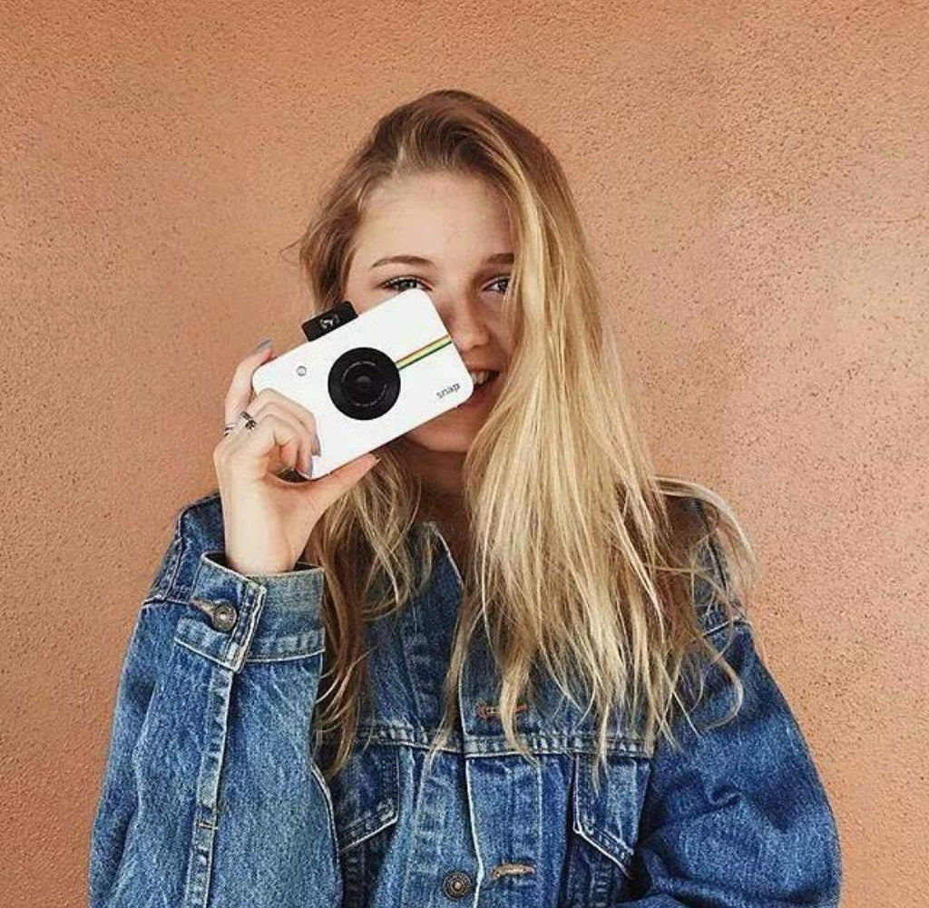 Polaroid Snap Instant Digital Camera with Zink Zero Ink Printing, White