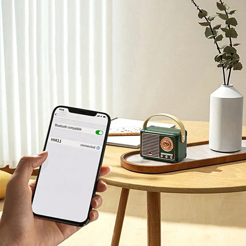 Outdoor Portable Mini Cute Creative Retro Radio High Quality Smart Speaker Wireless Card Subwoofer Music Box