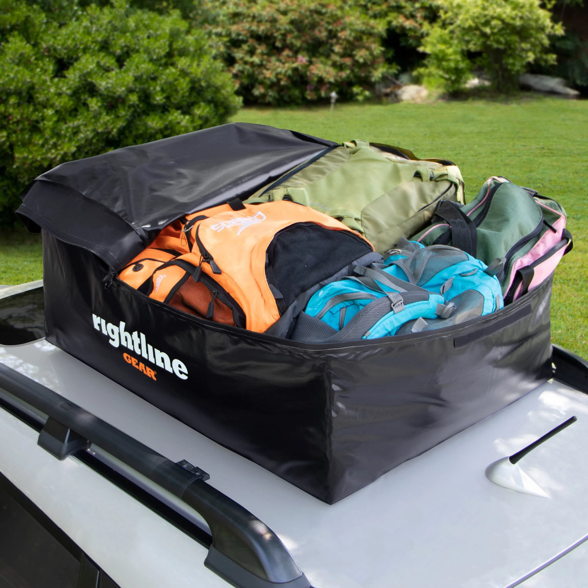 Rightline Gear Sport Jr Car Top Carrier, 100S50 Fits select: 1996-2018 TOYOTA RAV4, 1997-2019 HONDA CR-V