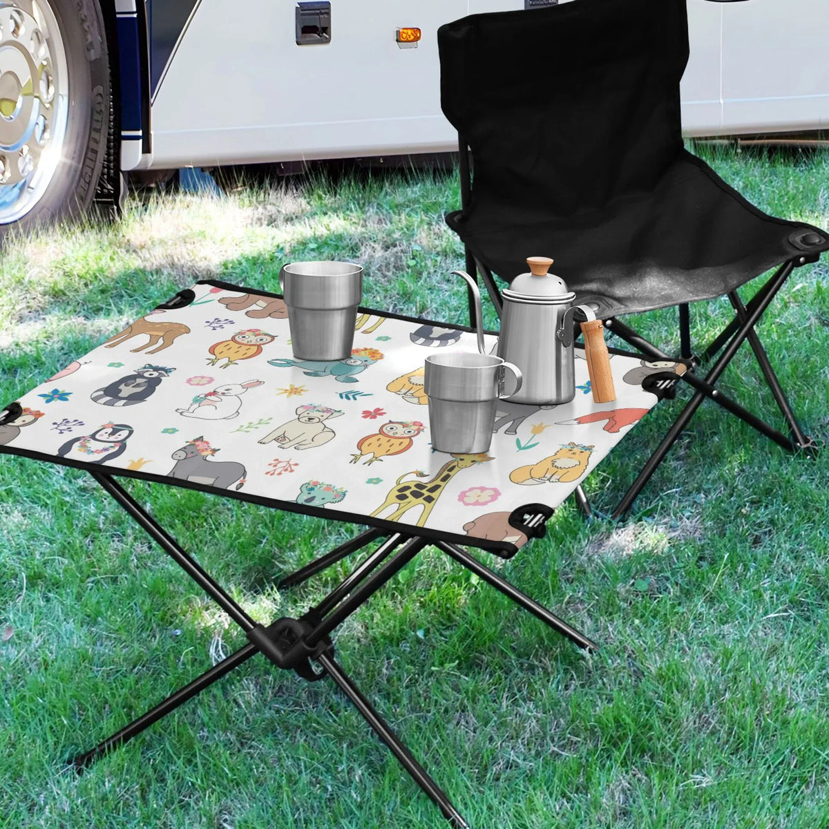 Cartoon Elephant Bear Giraffe Fox Camping Folding Table Portable Beach Table with Storage Bag Compact Picnic Table for Outdoor Travel Fishing BBQ