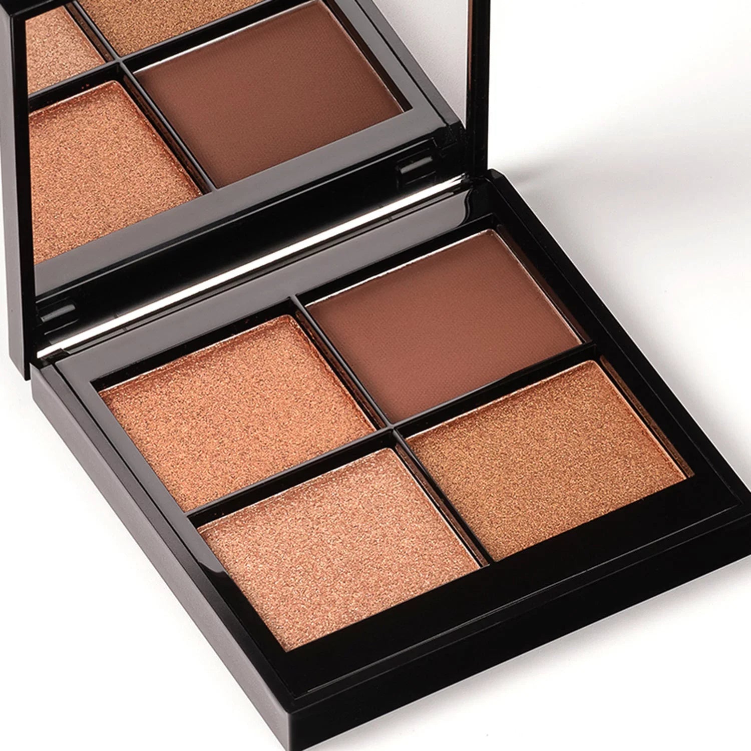 PHASE ZERO Makeup Quad Eyeshadow Palette - Mojave Nights - 5.2g / 0.183 Oz. - Pigmented, Cool-Toned Neutral Eyeshadow Palette with a Mix of Matte and Shimmer Pigments