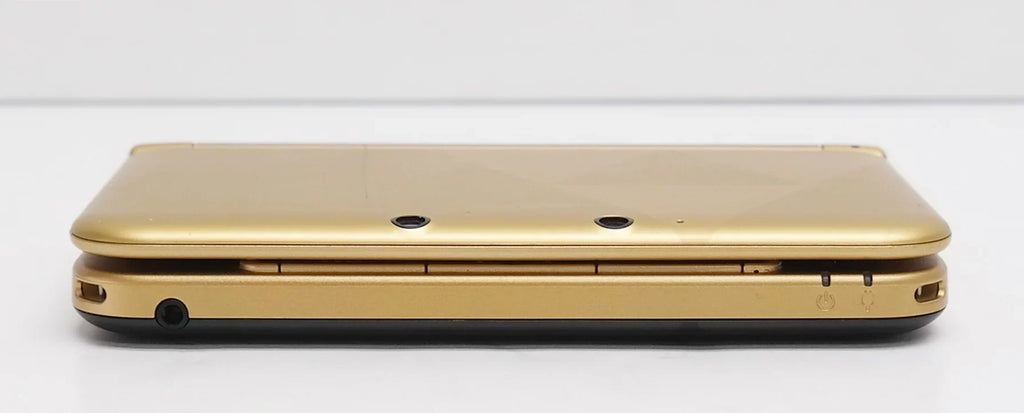 Pre-Owned Nintendo 3DS XL Zelda: A Link Between Worlds Edition Handheld Console (Good)
