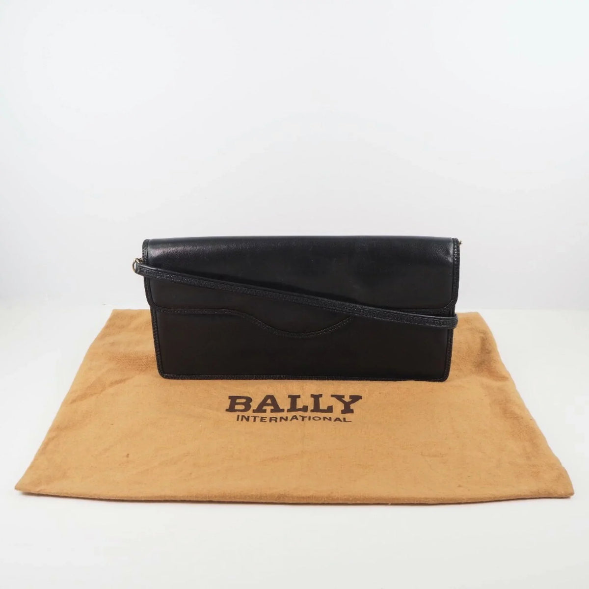 Pre-Owned Bally Barry Chain Shoulder Leather Black Women's Bag (Fair)